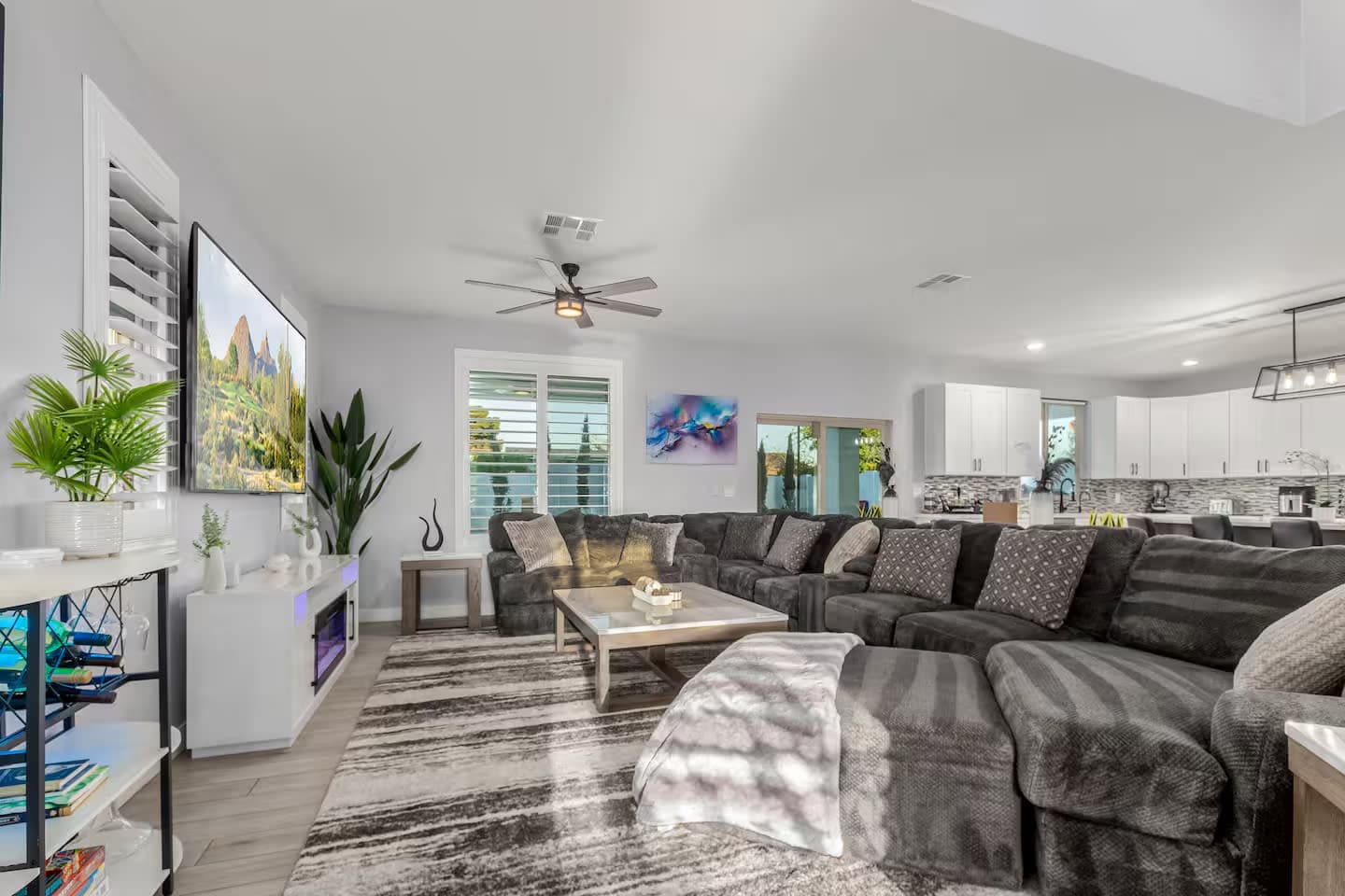 Modern Desert Oasis, photo 17