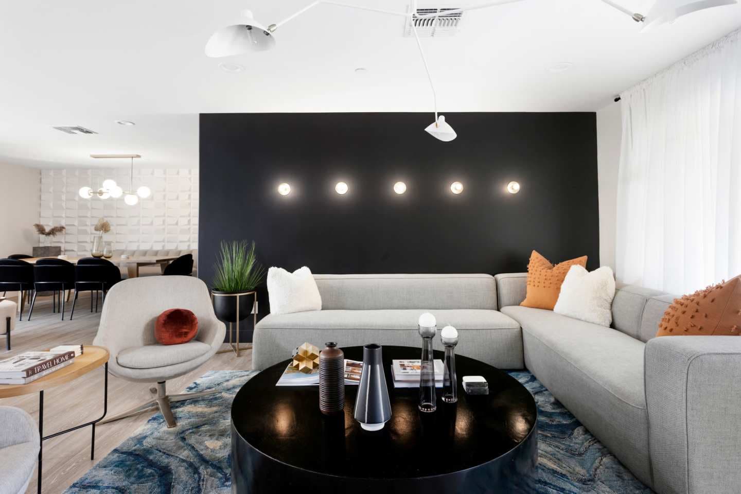 Old Town Luxe, photo 2